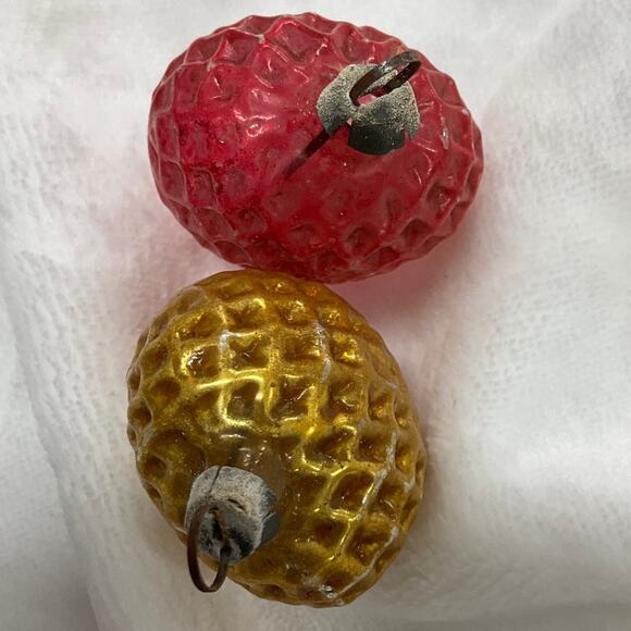 Set of 2 Vintage Mercury Glass Christmas Ornaments Handpainted Gold Red - Picture 3 of 6